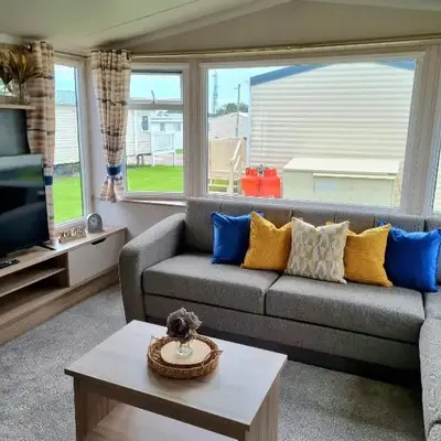 Modern Family Caravan with WiFi at Valley Farm