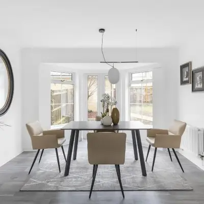 Luxurious 3 Bed House with Free Parking