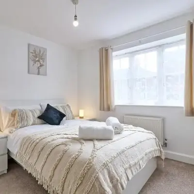 Hythe Hill Home