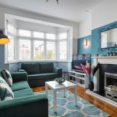 Welcome to Northview House Stylish 4 Bedroom Home in Southend by Jesswood Properties Contractors Corporates Relocation Stays Long Stays Welcome