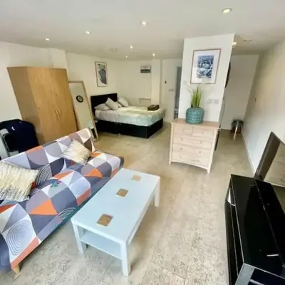 Cambridge City Centre Studio
