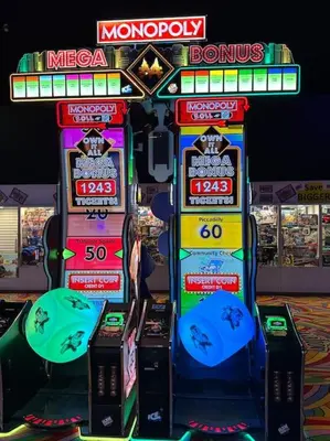 a video game machine with two games on it at Coastal Nest - Premium flat,3 Minutes to the Beach in Walton-on-the-Naze