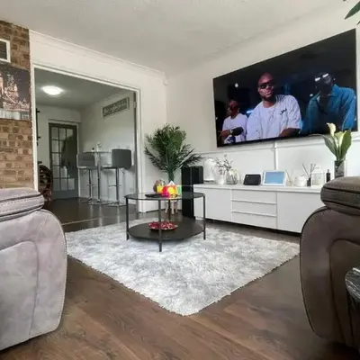 Lovely 3 bedroom house near city centre - Basildon