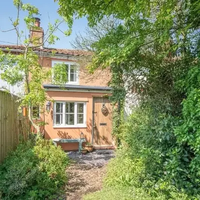 2 Fox Cottage