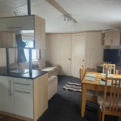 6 Bed Static Carvan Seawick Holiday Park