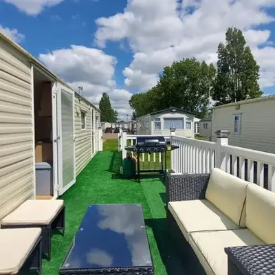 SKYLA VISTA Deluxe