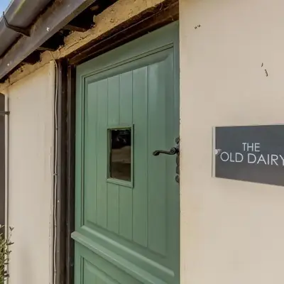 The Old Dairy & The Old Stables