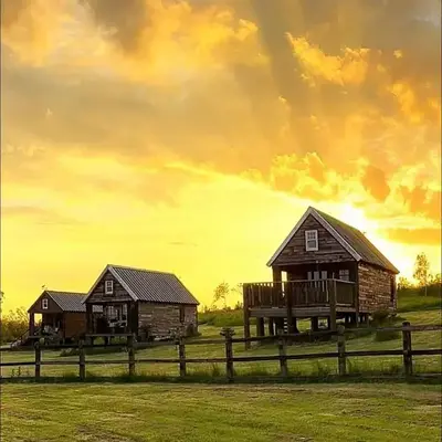 Lake View lodges The Lavenham