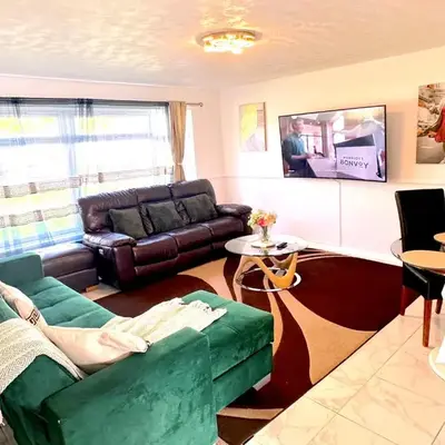 Colchester City Luxury With Free Parking and 5 G WIFI