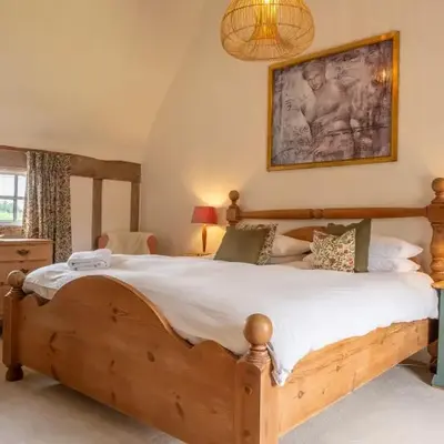 Cutbush Farm House 6