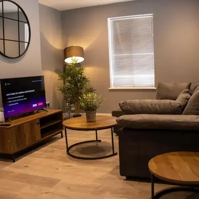Comfortable 3 bed house in central location