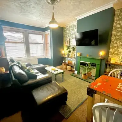 Stylish and artistic flat in Southend on Sea - 2 Double Bedrooms