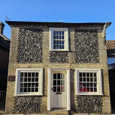 The Old Flint Bank Cottage