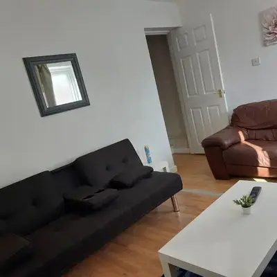 5 Bedroom House in Romford