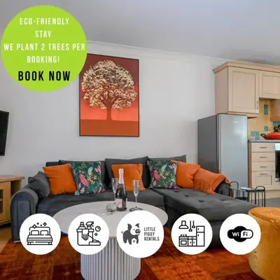 Quiet Premium Stansted Apartment in Central Location with WiFi and Desk