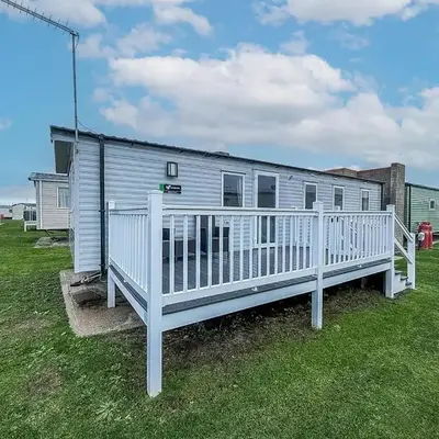 Beautiful 8 Berth Caravan With Decking At Naze Marine Holiday Park Ref 17344Br