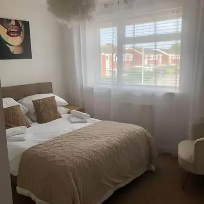 Modern house close to amenities St Ives Cambs