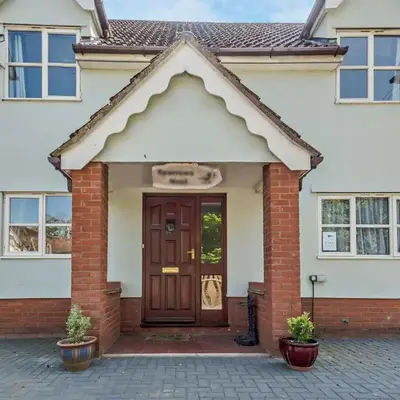 4 Bed in Woodbridge oc-s27356