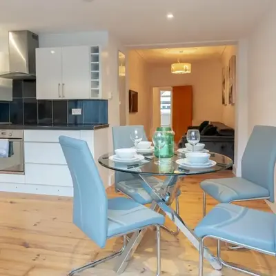 Cosy flat in Leigh - Pass the Keys