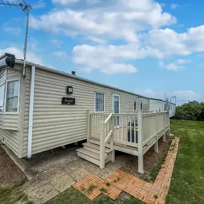 Lovely 6 Berth Caravan At St Osyth Beach Holiday Park Ref 28059Fv