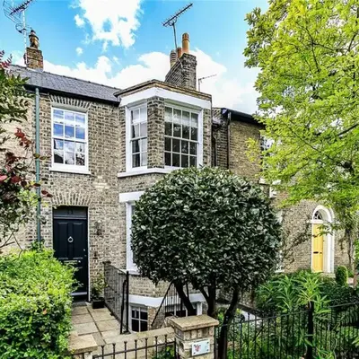 Elegant Victorian house - very best central location in historical city centre