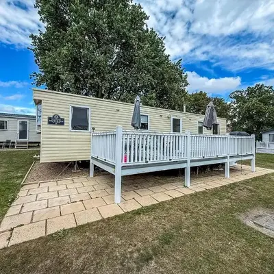 Homely Caravan With Decking At Valley Farm Holiday Park