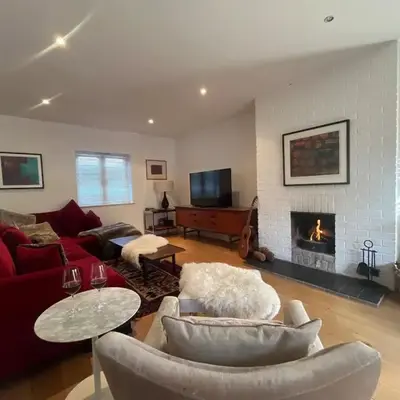 Charming Cottage nestled in the heart of a picturesque village