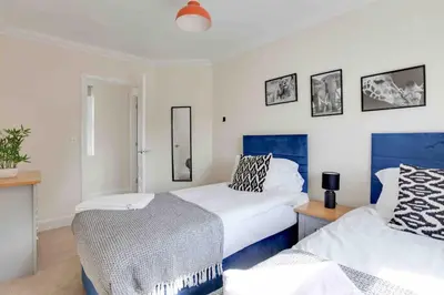 Gallery image of Elizabeth Four Bedroom Townhouse in Bocking Churchstreet