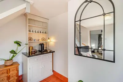 a mirror on a wall in a room at 2 Bed in Nacton oc-c30257 in Nacton