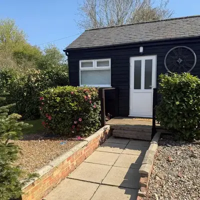 Colne cabin