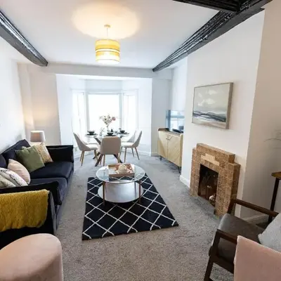 Brandon Apartment in Town Centre with parking