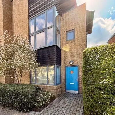Spacious 4 Bedroom Townhouse in Essex