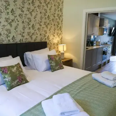 Russet Suite - The Apple Barn
