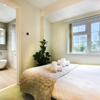 Cosy Home Opposite Addenbrookes Hospital - Free Parking