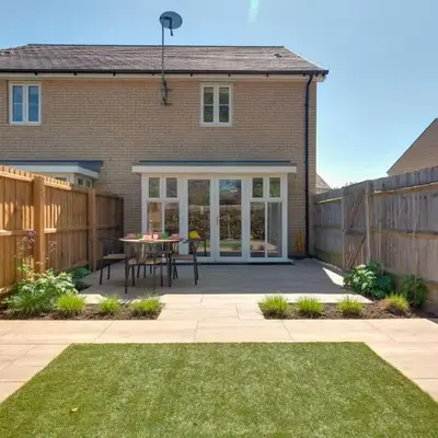 Stylish luxury on edge of Cambridge Free Parking Pass the Keys