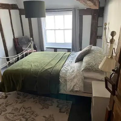 Harleston Norfolk Suffolk border Historic Cottage