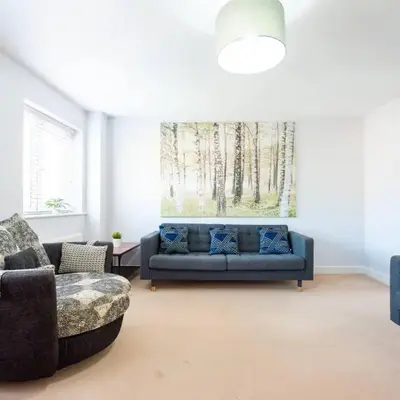 3bed town house- Superking Beds-fast WI-FI-Parking