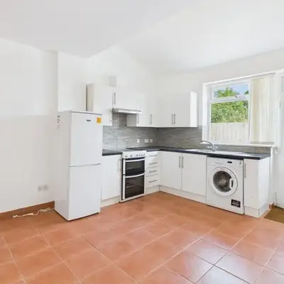 New Spacious apartment