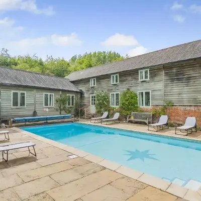 4 Bed in Hartest oc-w32685