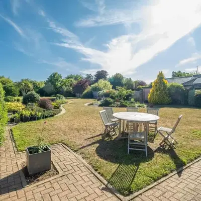 18 Linden Road - sleeps 5 - Less than a mile from the Aldeburgh Beach and a Vibrant High Street