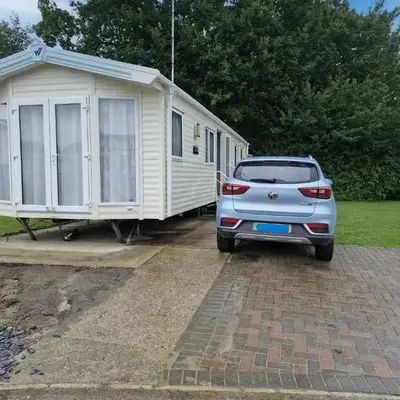 Lovely Caravan At Carlton Meres Holiday Park Ref 60034O