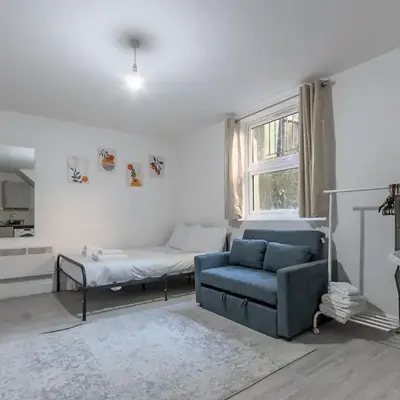 Cosy flat in the heart of Southend Pass The Keys