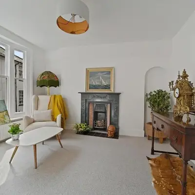 Beautiful Home at the Heart of Colchester Great for Commuters or Professionals