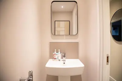 Gallery image of Stylish contemporary 2-Bed Flat in Ipswich