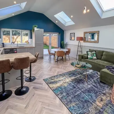 Luxury 2 bed new-build house near Science & Business parks