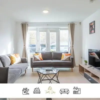 Spacious 2BR I 2BA I Sleeps 4 I Near Science Park