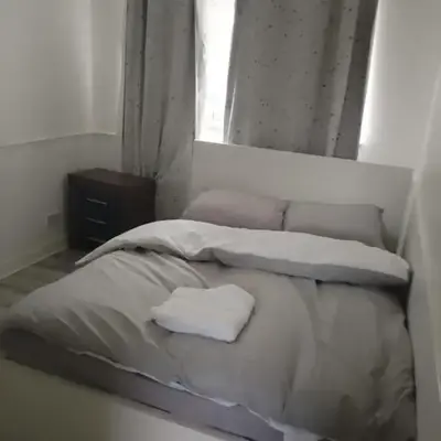 APEX HOUSE Le Hope ENSUITE