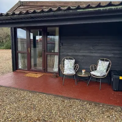 Poets View - Studio in Honington