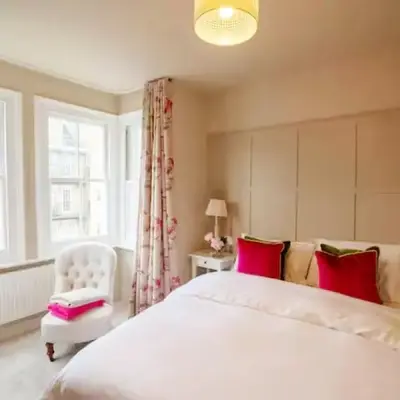 3 bed Victorian terrace 10mins walk from Colchester city centre