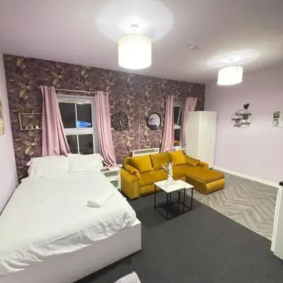 The Lavender Stay by Cambridge City Centre